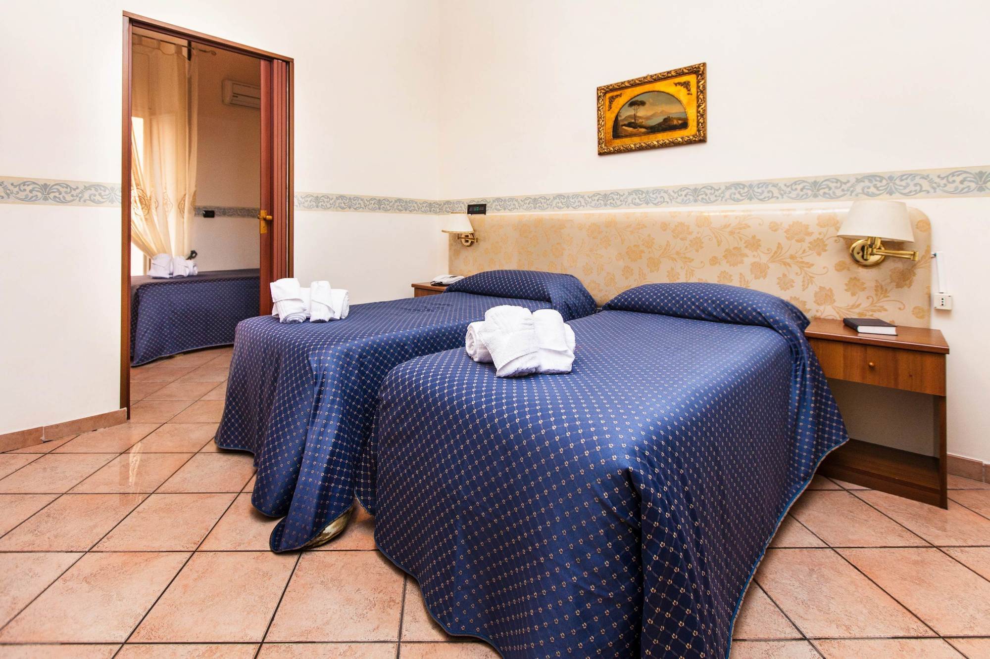 Hotel Vergilius Billia Napoli Dış mekan fotoğraf